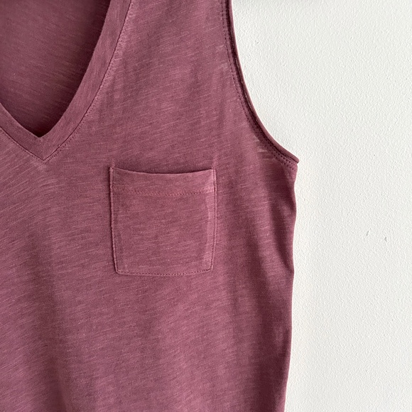 Madewell V-Neck Tank Top with Pocket Plum Purple Sleeveless Size XXS - Picture 4 of 10